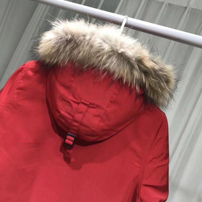 Can*a Go*e womens montebello parka classic fit fur coat jacket red