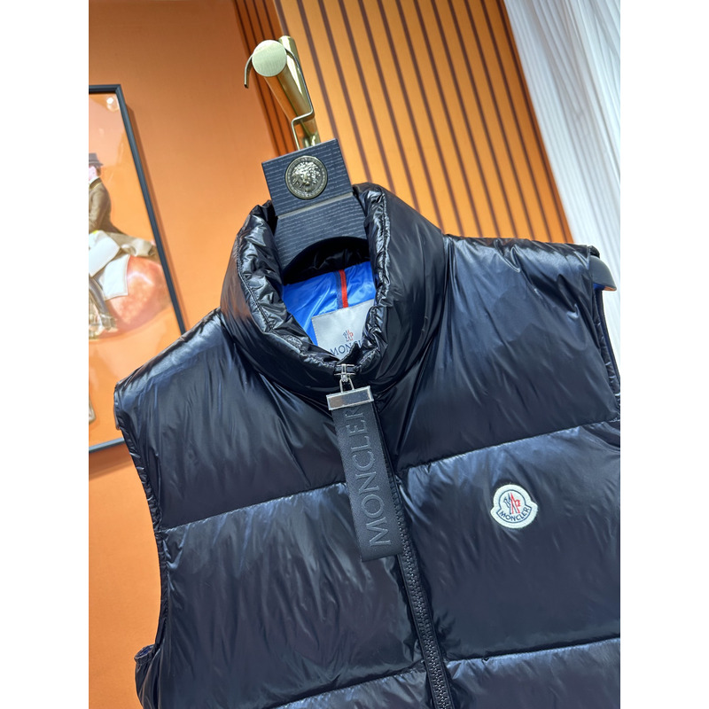 Moncler Almaz Padded Gilet Black