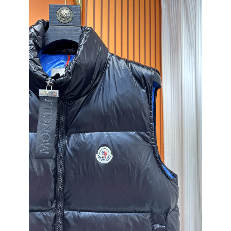 Moncler Almaz Padded Gilet Black