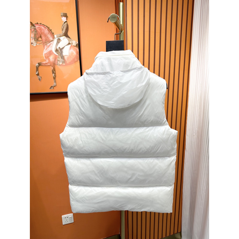 Moncler Logo Sleeveless Jacket In White