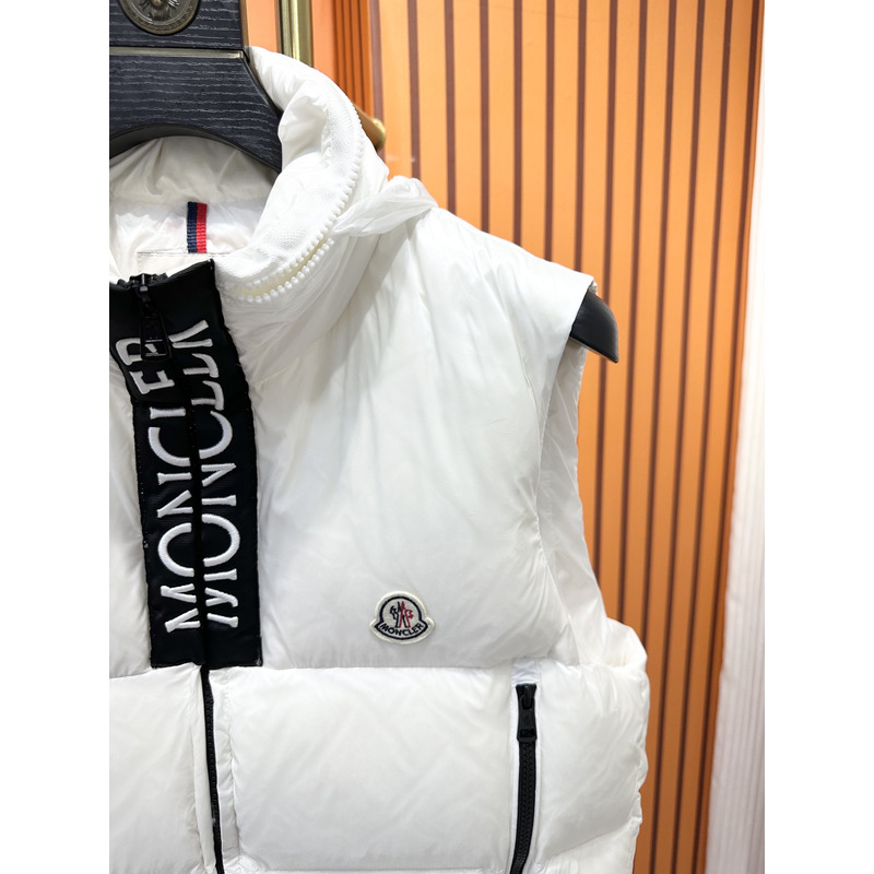 Moncler Logo Sleeveless Jacket In White