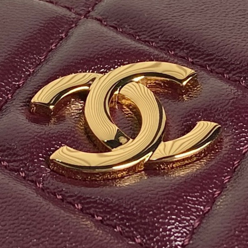 Ch*el clutch with chain shiny lambskin & gold-tone metal burgundy