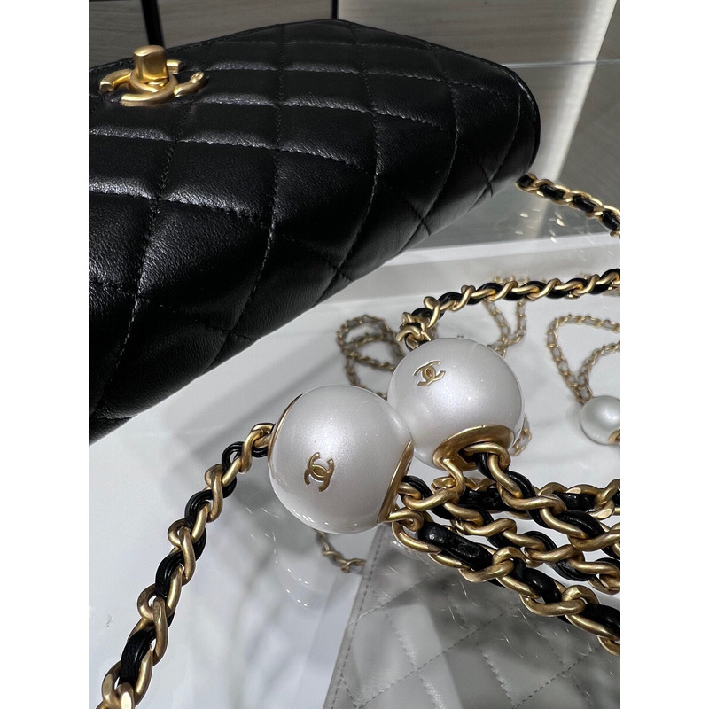 Ch*el lambskin, imitation pearls & gold metal in black