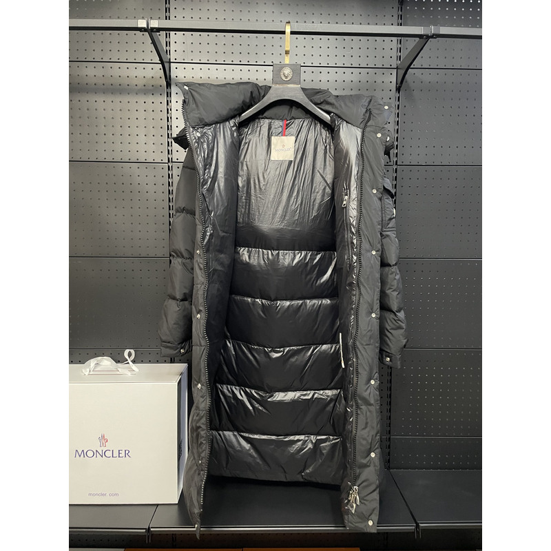 Moncler Logo-patch Padded Coat Black