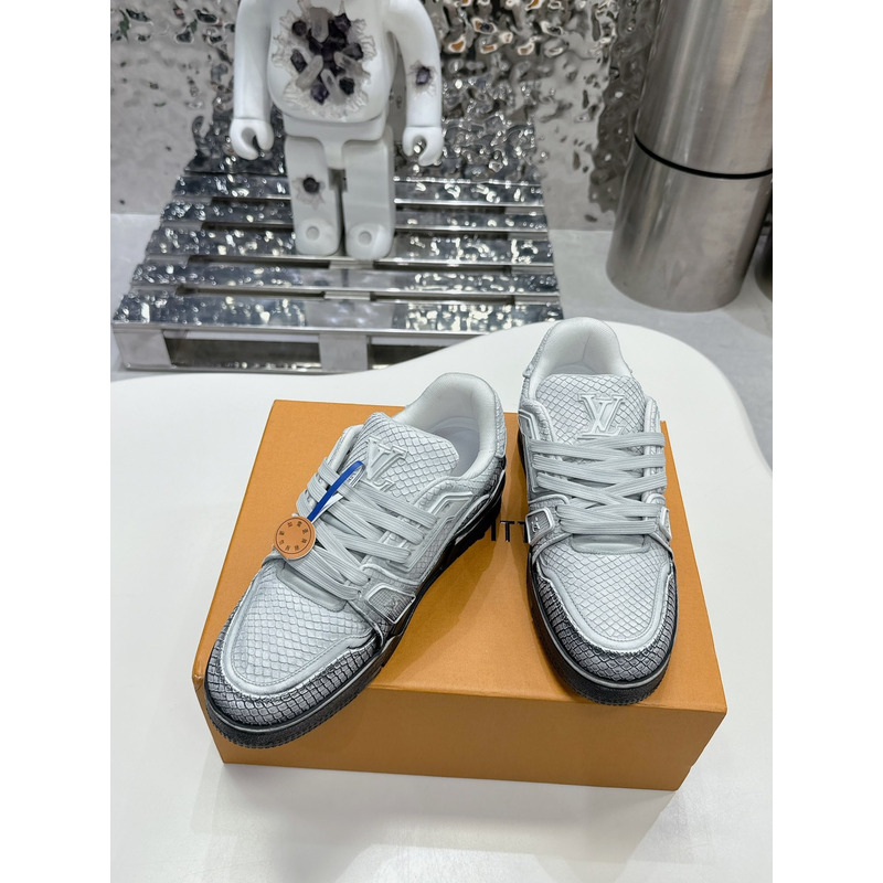 LV 1ACV5R Trainer Sneaker in Mult Color