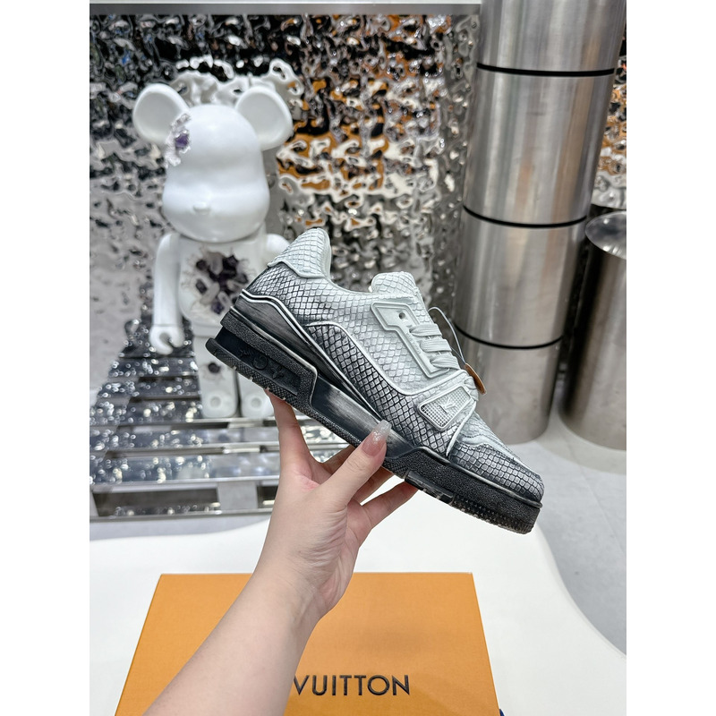 LV 1ACV5R Trainer Sneaker in Mult Color