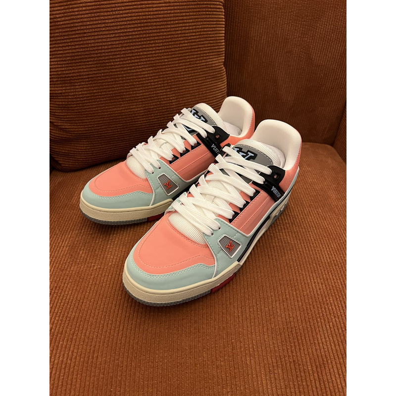 LV 1ACV5R Trainer Sneaker in Mult Color