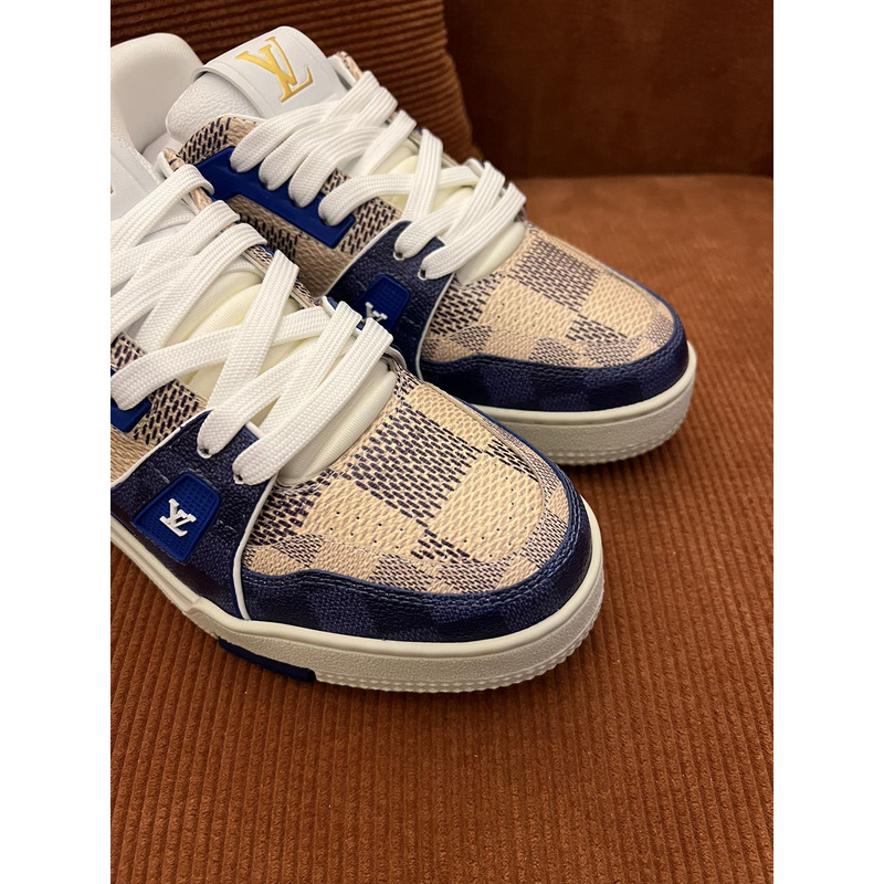 LV 1ACV5R Trainer Sneaker in Mult Color