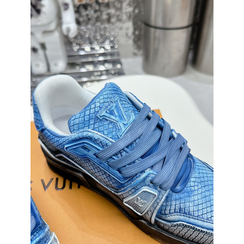 l**is V*t*n trainer sneaker in blue/black