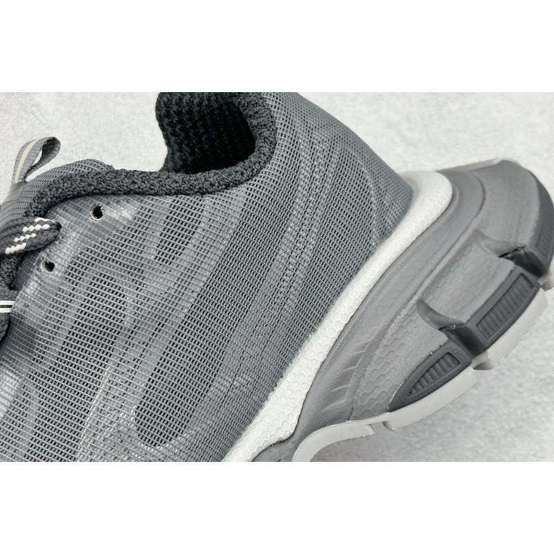 Ba*len*cia*ga 3xl phantom sneaker charcoal gray