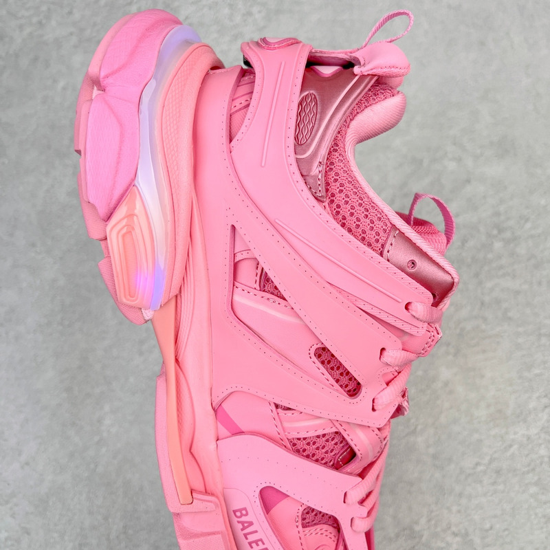 Ba*len*cia*ga led track sneakers in pink