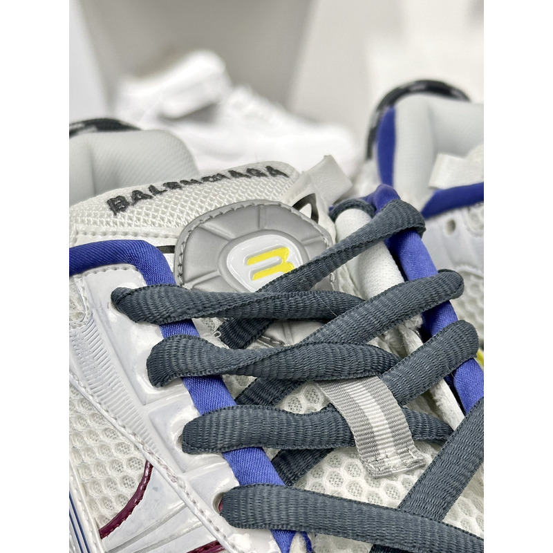 Ba*len*cia*ga mesh and nylon runner sneaker in grey blue and white