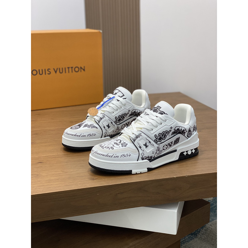 l**is V*t*n trainer sneaker white&black