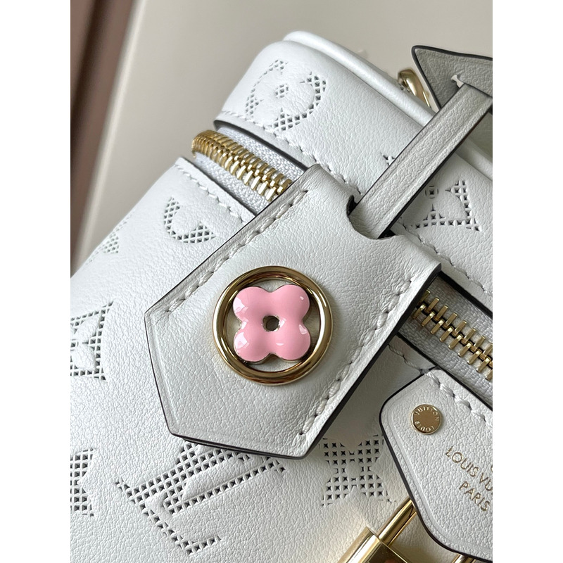 l**is V*t*n vanity chain pouch in white