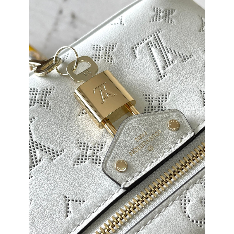 l**is V*t*n vanity chain pouch in white