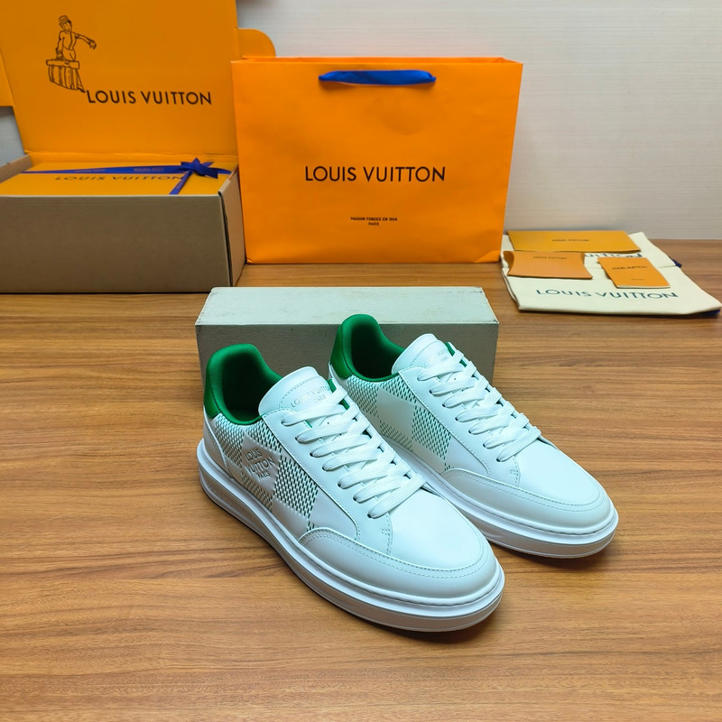 l**is V*t*n beverly hills sneaker white&green