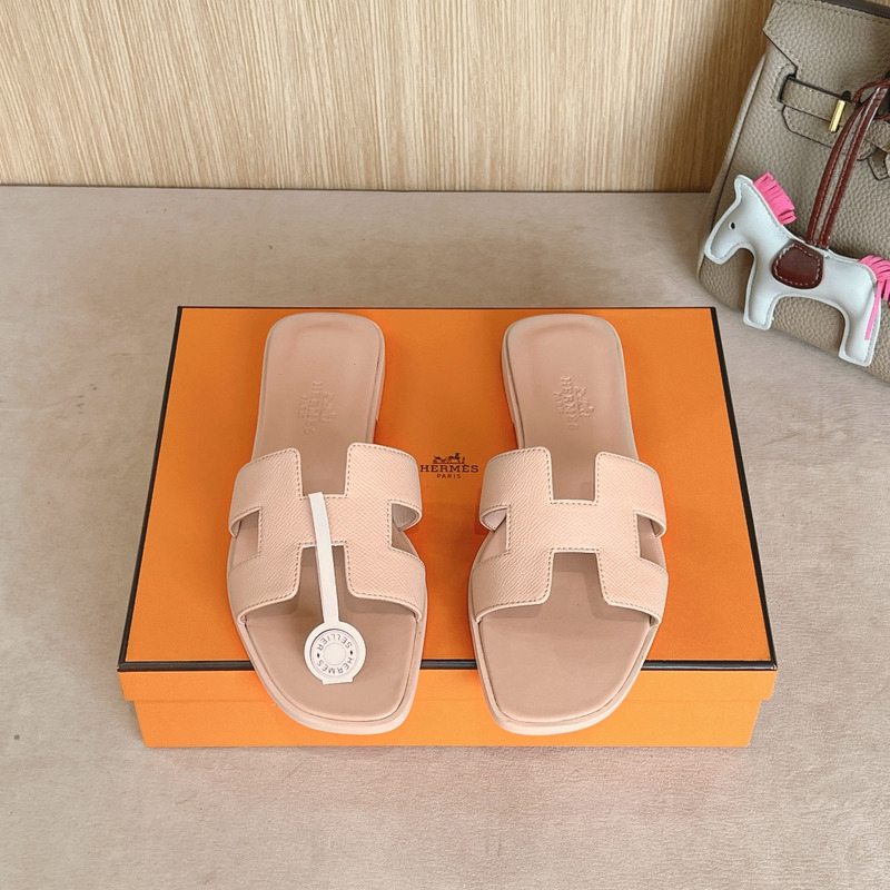 Hermès Oran Epsom Calfskin Sandal Ivory