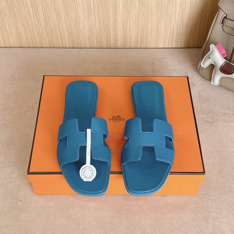 Hermès Oran Epsom Calfskin Sandal Turquoise