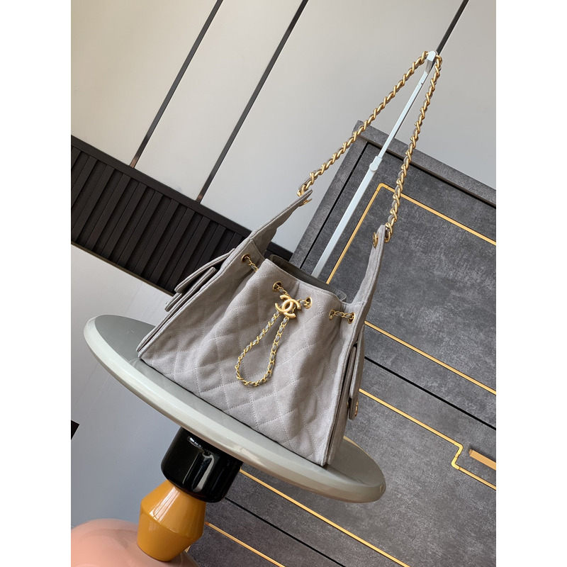 Chanel Leather Handbag Chanel Grey In Leather