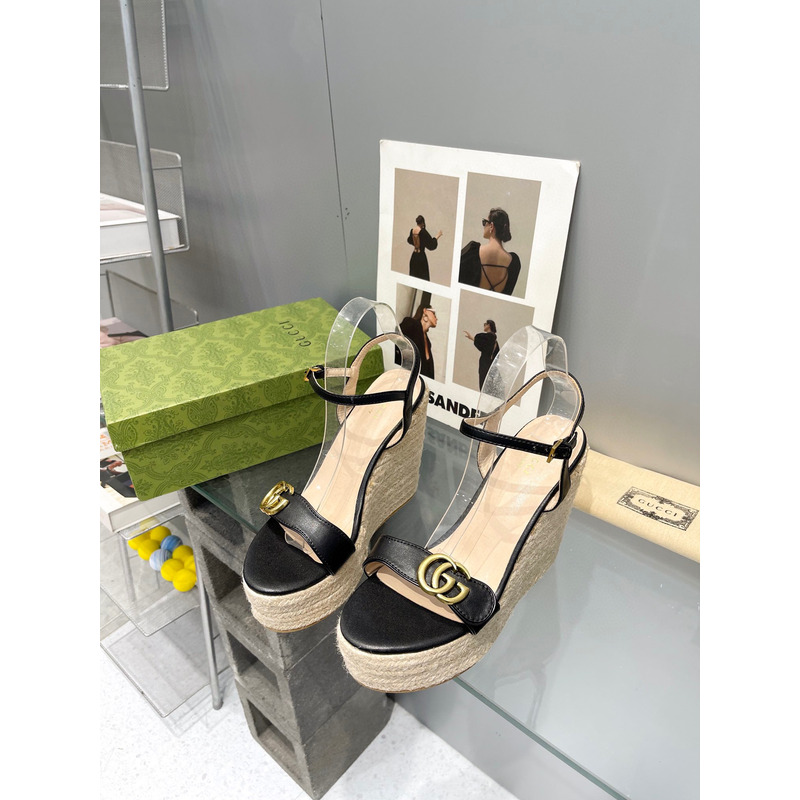 Gucci Aitana Espadrille Wedge Sandals In Black And Beige