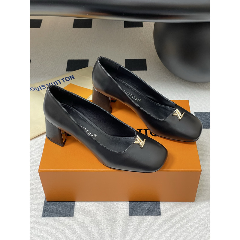 Louis Vuitton Swing Pump In Black