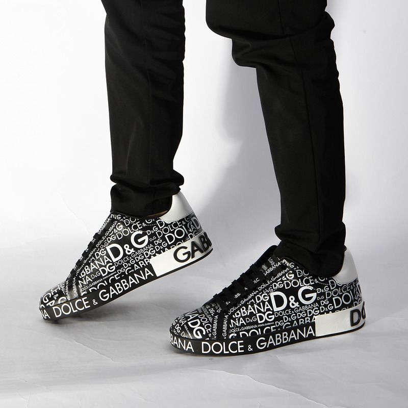 Dolce & Gabbana Logo Print Sneaker(Black)