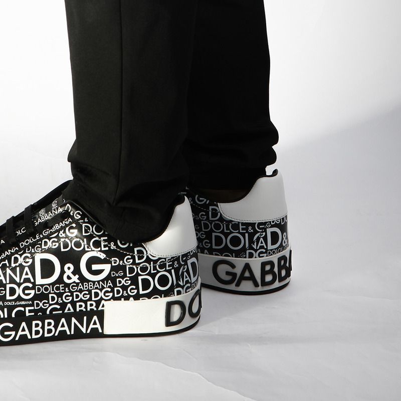 Dolce & Gabbana Logo Print Sneaker(Black)