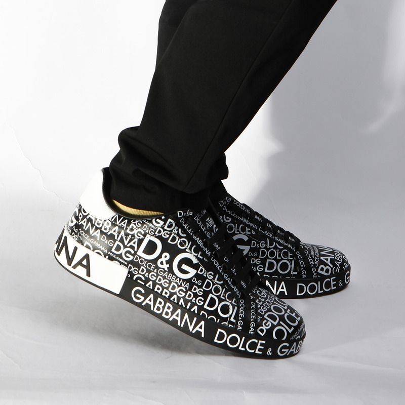 Dolce & Gabbana Logo Print Sneaker(Black)