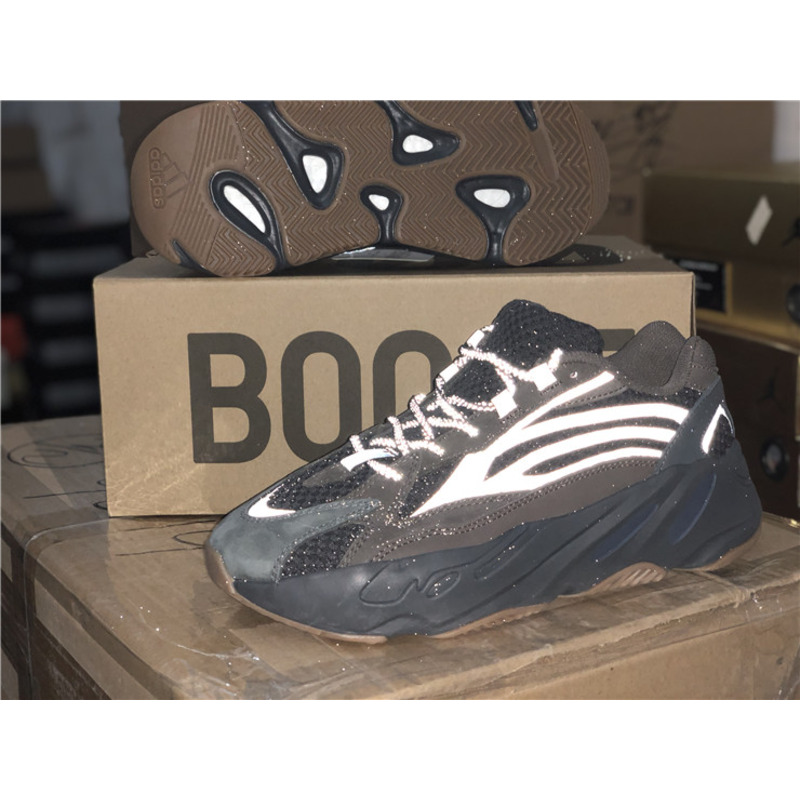 Ad*s yeezy 700 black dark brown eg6860 sneakers men women