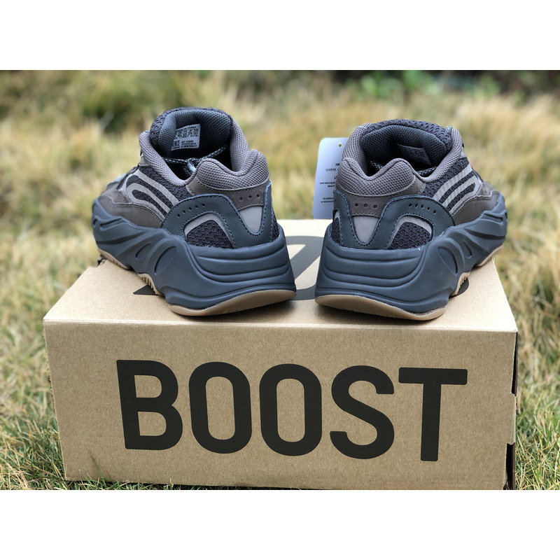 Ad*s yeezy 700 black dark brown eg6860 sneakers men women