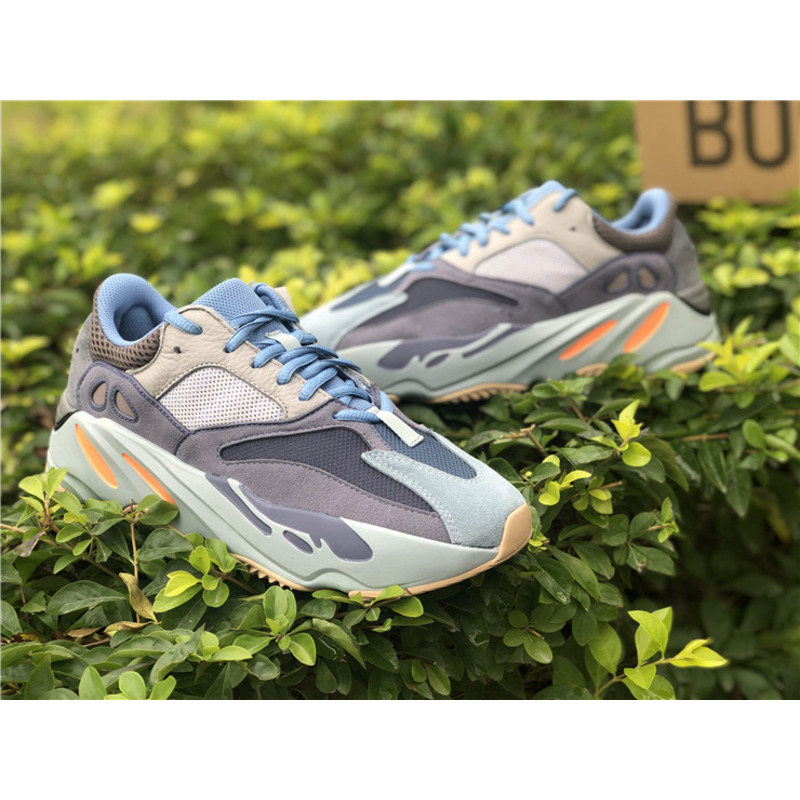 Ad*s yeezy 700 carbon blue carbon blue fw2498 sneakers men women