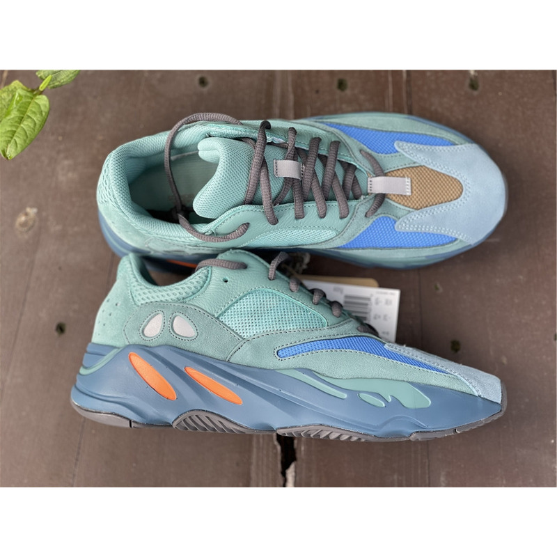 Ad*s yeezy 700 light gray blue gz 2002 sneakers men women