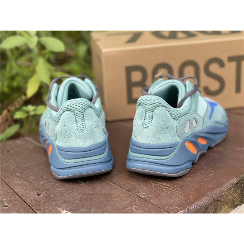 Ad*s yeezy 700 light gray blue gz 2002 sneakers men women