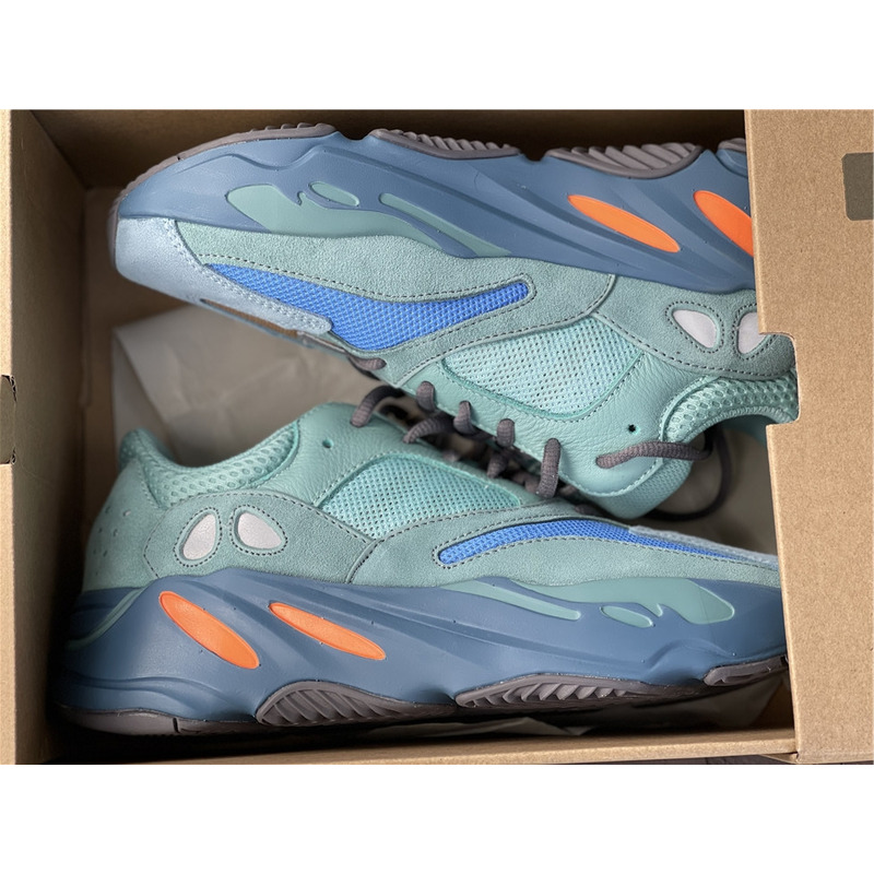 Ad*s yeezy 700 light gray blue gz 2002 sneakers men women