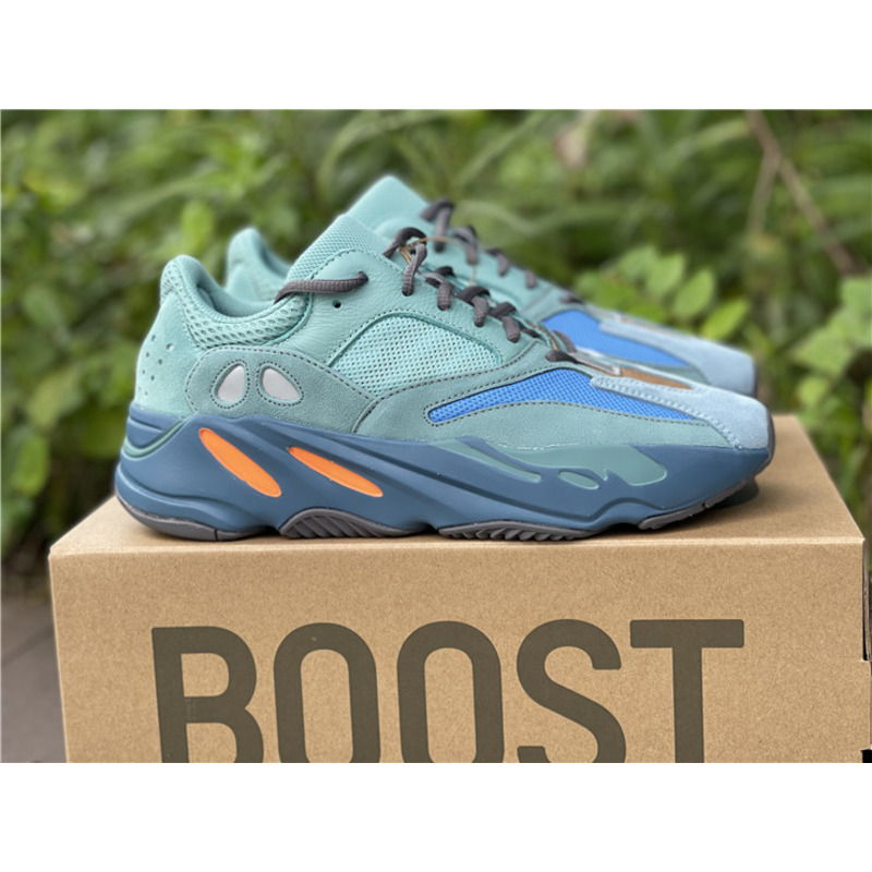 Ad*s yeezy 700 light gray blue gz 2002 sneakers men women