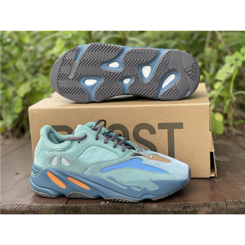 Ad*s yeezy 700 light gray blue gz 2002 sneakers men women