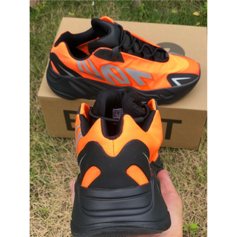 Ad*s yeezy 700 mnvn black orange fv3258 sneakers men women