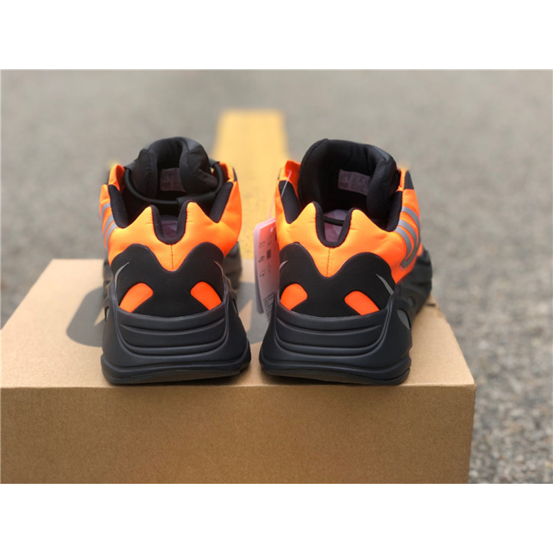 Ad*s yeezy 700 mnvn black orange fv3258 sneakers men women