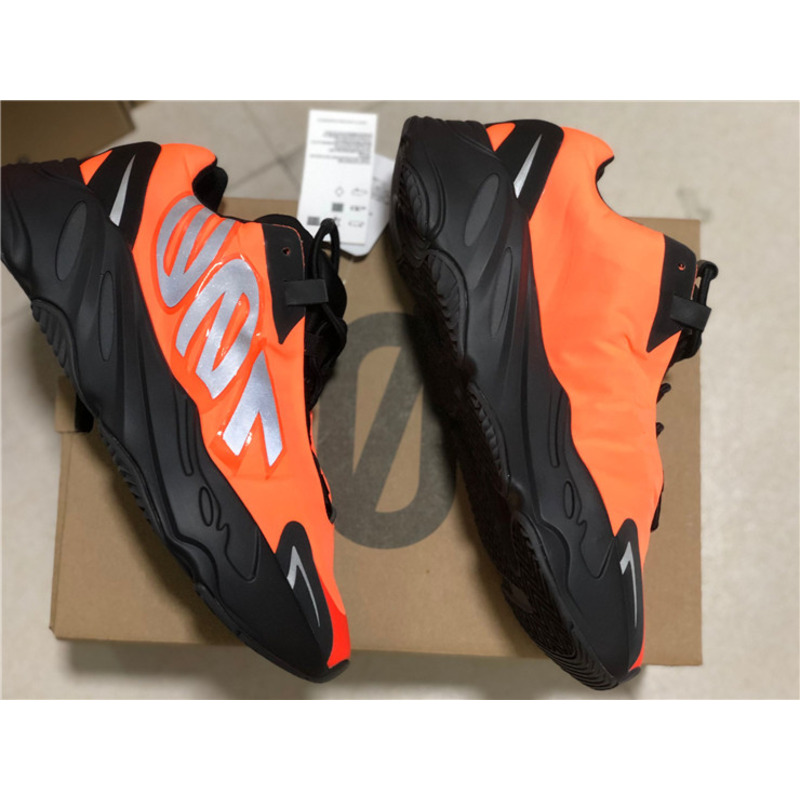 Ad*s yeezy 700 mnvn black orange fv3258 sneakers men women