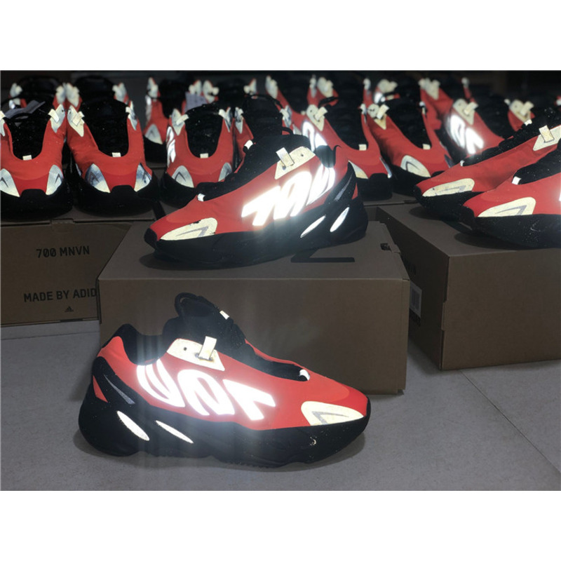 Ad*s yeezy 700 mnvn black orange fv3258 sneakers men women