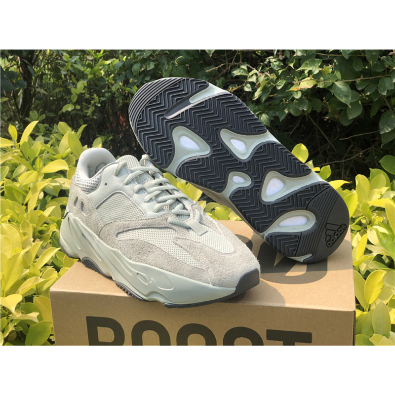 Ad*s yeezy 700 salt fog color eg7497 sneakers men women