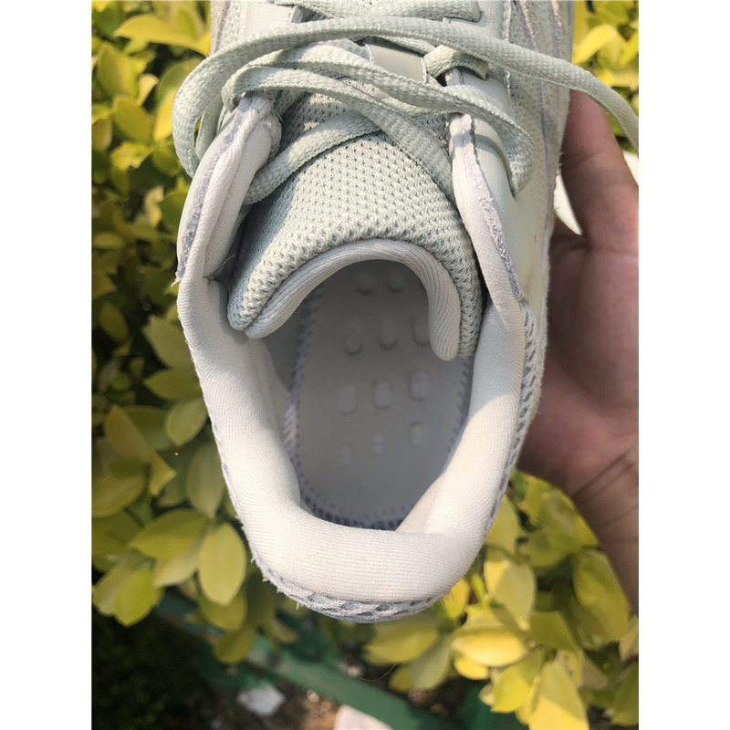 Ad*s yeezy 700 salt fog color eg7497 sneakers men women