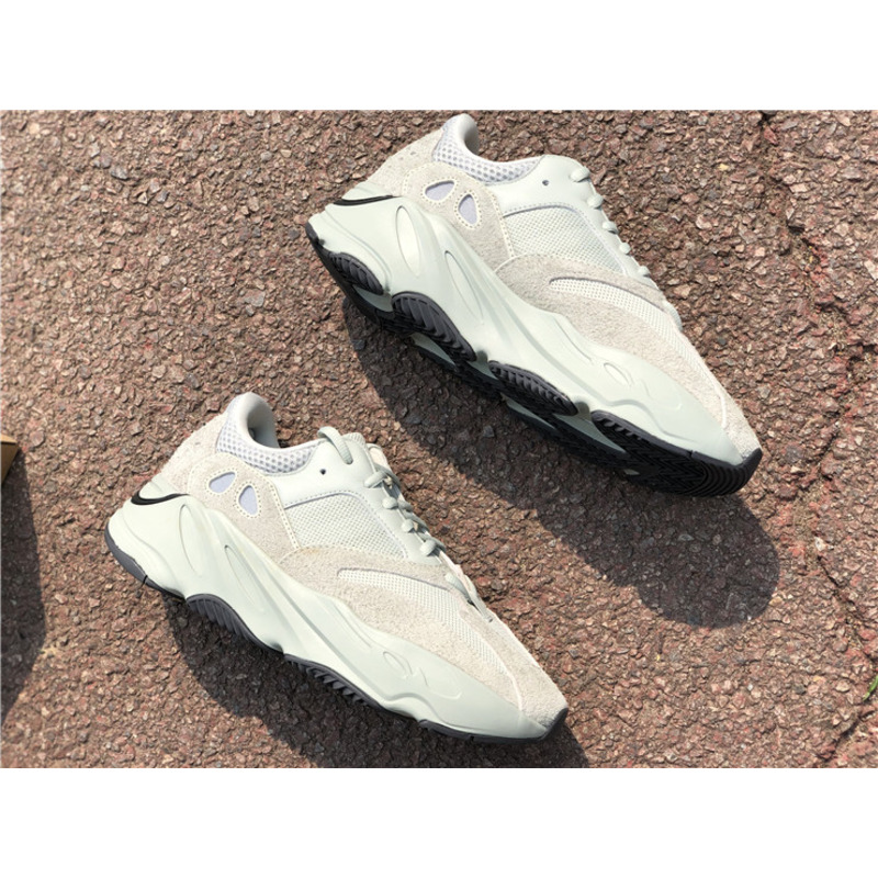 Ad*s yeezy 700 salt fog color eg7497 sneakers men women