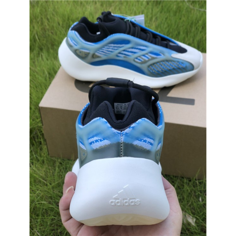 Ad*s yeezy 700 v3 arzareth blue g54850 sneakers men women