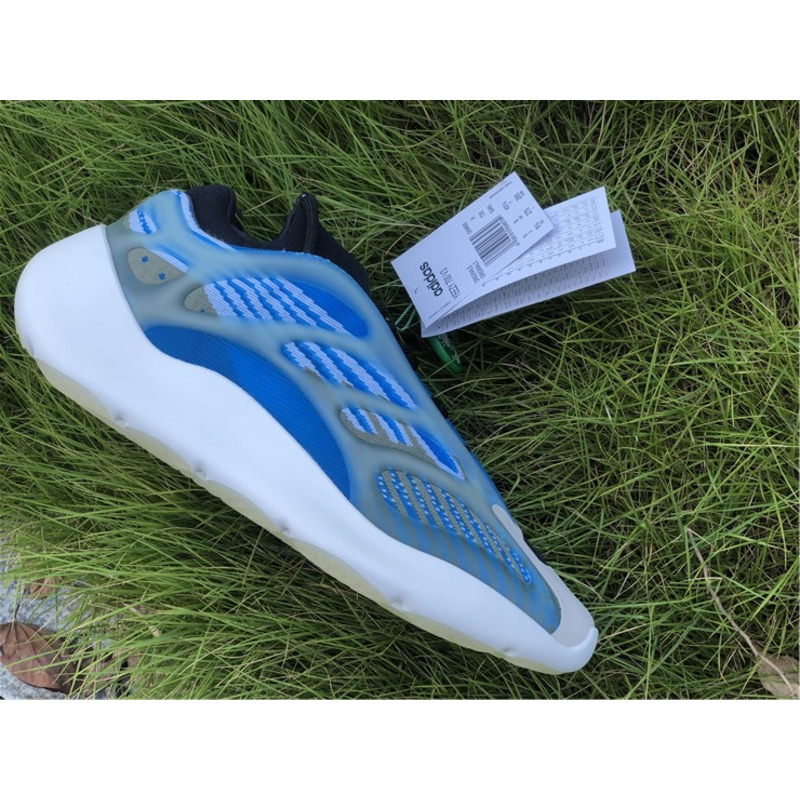 Ad*s yeezy 700 v3 arzareth blue g54850 sneakers men women