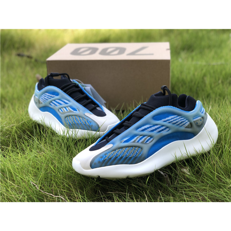 Ad*s yeezy 700 v3 arzareth blue g54850 sneakers men women