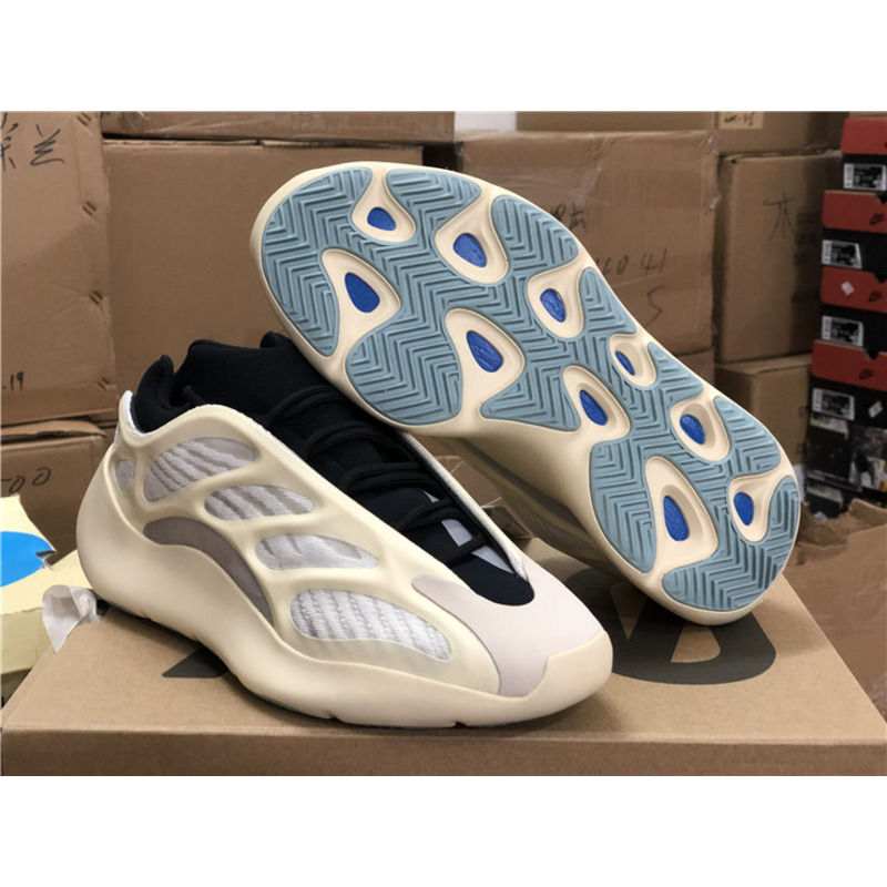 Ad*s yeezy 700 v3 azael milky white black fw4980 sneakers men women