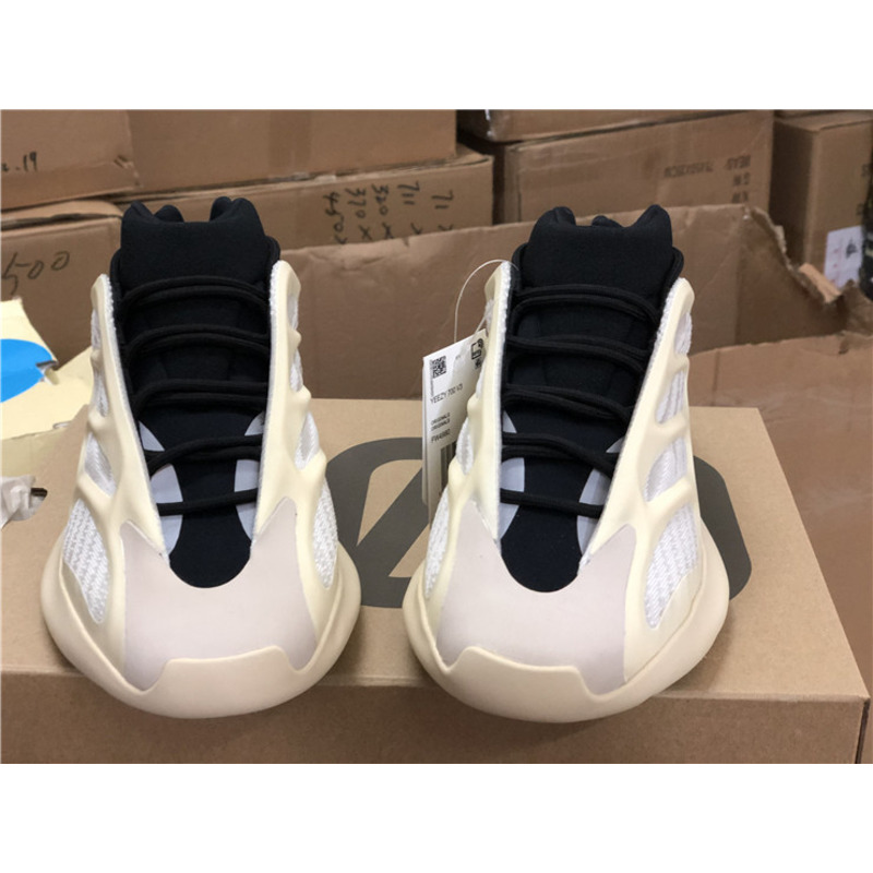 Ad*s yeezy 700 v3 azael milky white black fw4980 sneakers men women