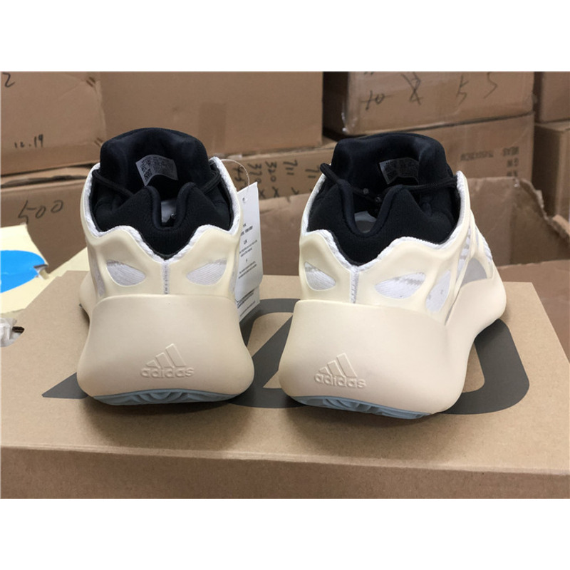 Ad*s yeezy 700 v3 azael milky white black fw4980 sneakers men women