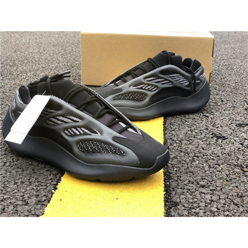 Ad*s yeezy 700 v3 dark warrior h67799 sneakers men women